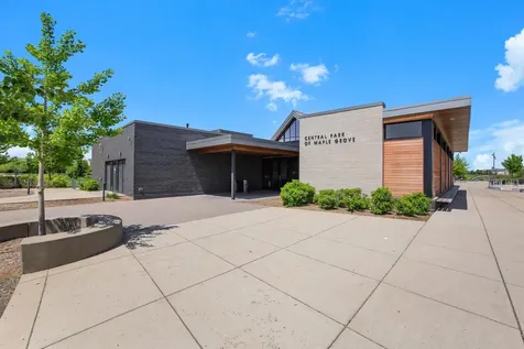 12250 Lakeview Drive N Maple Grove MN 55369