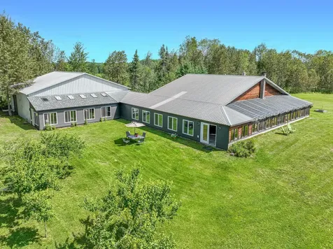 5246 Buck Road Saginaw MN 55779