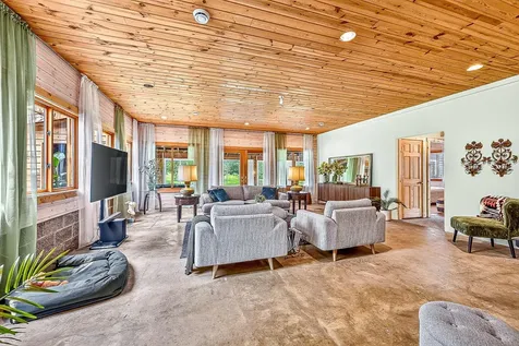 5246 Buck Road Saginaw MN 55779
