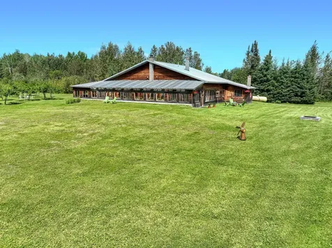 5246 Buck Road Saginaw MN 55779