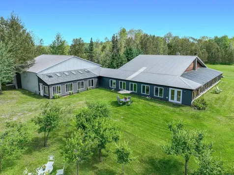 5246 Buck Road Saginaw MN 55779