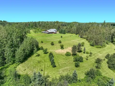 5246 Buck Road Saginaw MN 55779