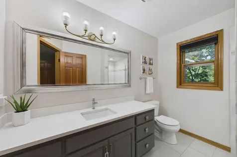 30 B Street Saint Paul MN 55106
