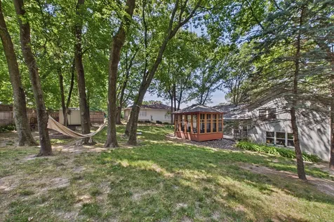 30 B Street Saint Paul MN 55106