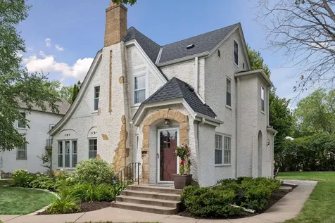 2810 Cleveland Street NE Minneapolis MN 55418