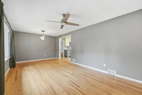 17620 8th Avenue N Plymouth MN 55447