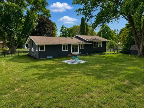 17620 8th Avenue N Plymouth MN 55447