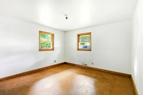 605 Greenbrier Street Saint Paul MN 55106