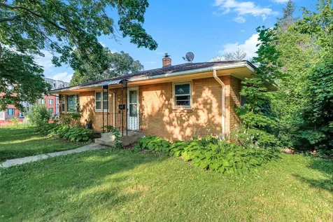 605 Greenbrier Street Saint Paul MN 55106