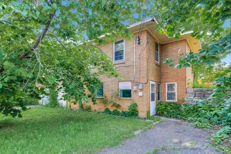 605 Greenbrier Street Saint Paul MN 55106
