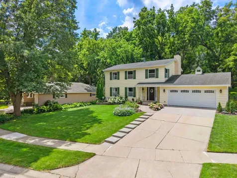 3740 Manorwoods Drive NW Rochester MN 55901