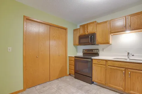 1530 35th Street S Fargo ND 58103