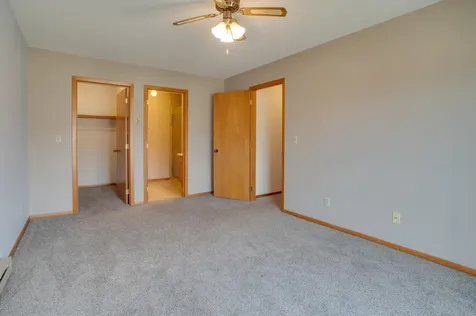 1530 35th Street S Fargo ND 58103