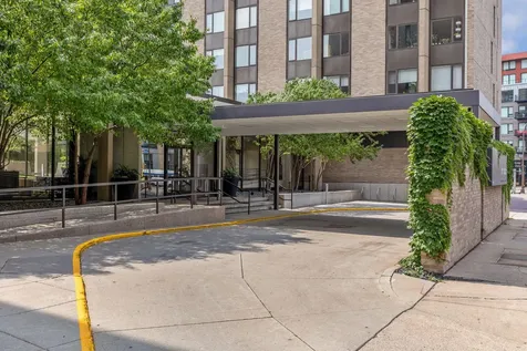 19 S 1st Street Minneapolis MN 55401