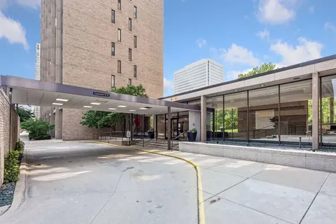 19 S 1st Street Minneapolis MN 55401