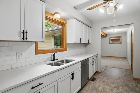4041 Jersey Avenue N Crystal MN 55427