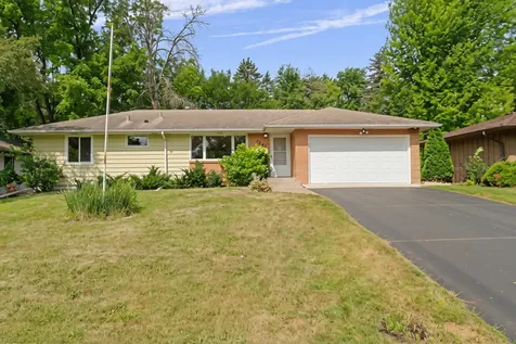 4041 Jersey Avenue N Crystal MN 55427