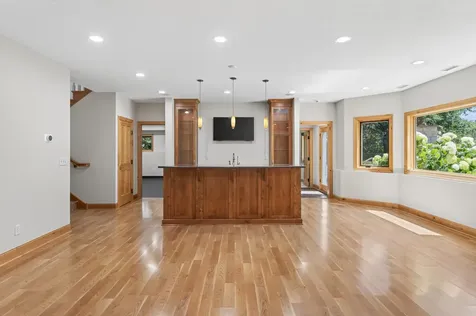 9 Hillary Farm Lane Gem Lake MN 55110