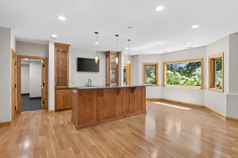 9 Hillary Farm Lane Gem Lake MN 55110
