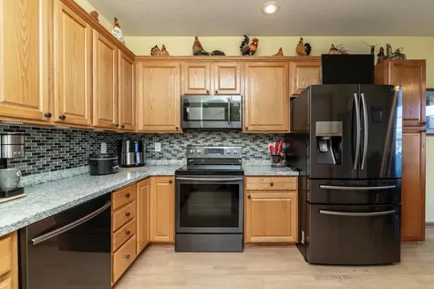 15053 Dutchman Way Apple Valley MN 55124