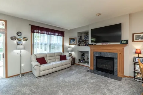 15053 Dutchman Way Apple Valley MN 55124