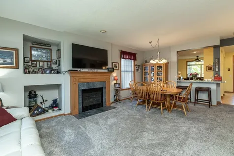 15053 Dutchman Way Apple Valley MN 55124