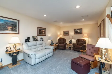 15053 Dutchman Way Apple Valley MN 55124