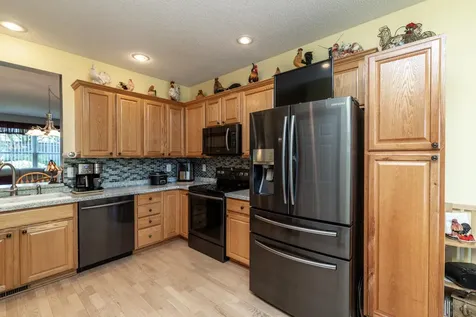 15053 Dutchman Way Apple Valley MN 55124