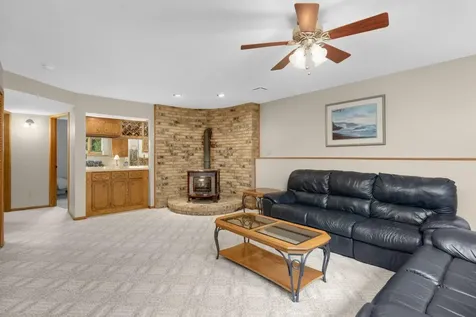 654 Tanglewood Drive Shoreview MN 55126