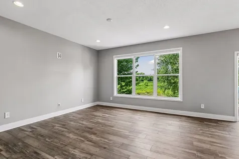 1830 Penstemon Lane Shakopee MN 55379