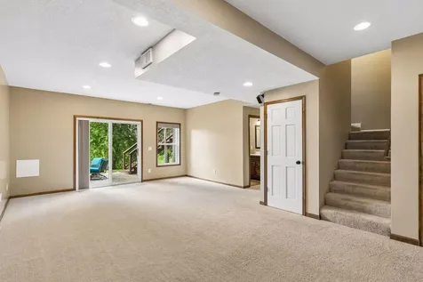 1830 Penstemon Lane Shakopee MN 55379