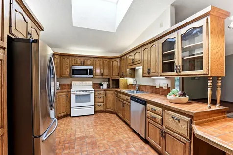 1775 214th Avenue NW Oak Grove MN 55011