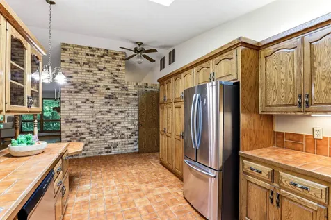 1775 214th Avenue NW Oak Grove MN 55011