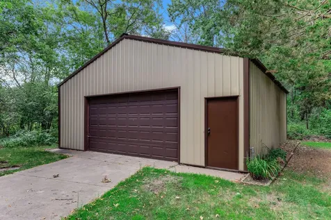 1775 214th Avenue NW Oak Grove MN 55011