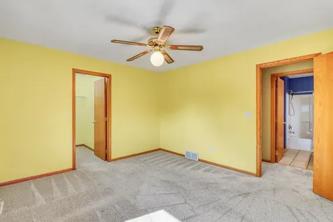 3902 6th Street S Moorhead MN 56560