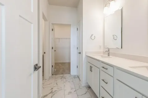 4343 132nd Avenue NE Blaine MN 55449