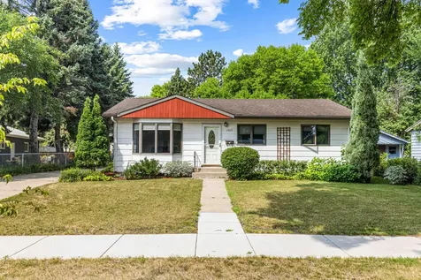 1917 15th Street S Fargo ND 58103