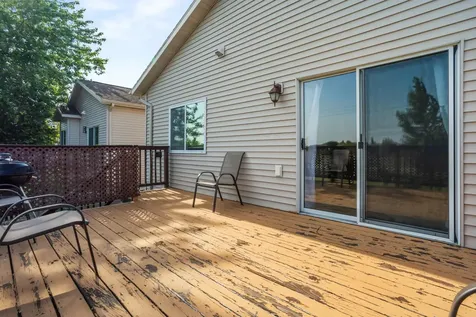 4841 50th Avenue S Fargo ND 58104