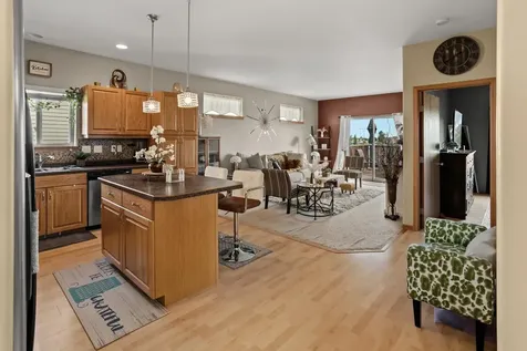 4841 50th Avenue S Fargo ND 58104