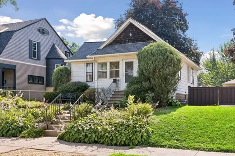 931 Ottawa Avenue West Saint Paul MN 55118