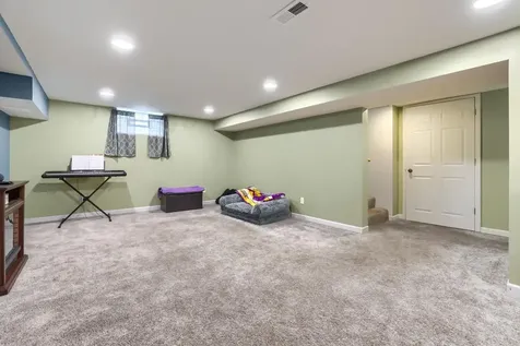 824 6th Avenue S South Saint Paul MN 55075