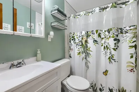 824 6th Avenue S South Saint Paul MN 55075