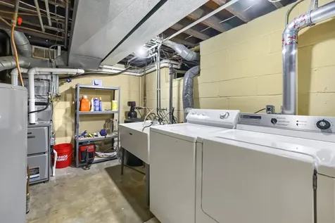 824 6th Avenue S South Saint Paul MN 55075