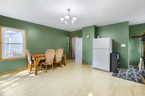 824 6th Avenue S South Saint Paul MN 55075
