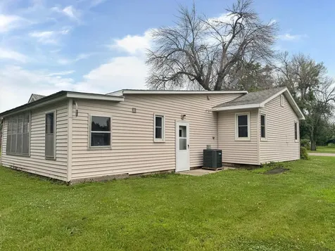 514 3rd Avenue Round Lake MN 56167