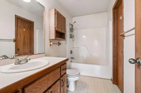 23533 Washington Street NE Bethel MN 55005