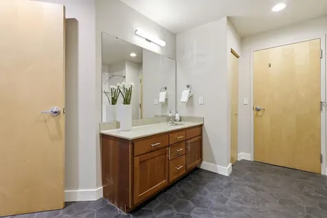 1901 E Hennepin Avenue Minneapolis MN 55413