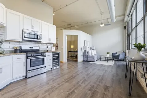 1901 E Hennepin Avenue Minneapolis MN 55413