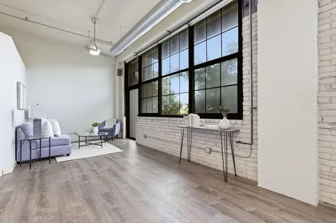 1901 E Hennepin Avenue Minneapolis MN 55413