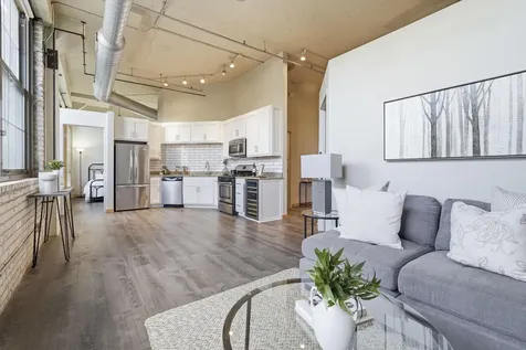 1901 E Hennepin Avenue Minneapolis MN 55413